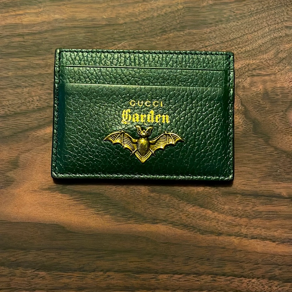 Gucci garden wallet
